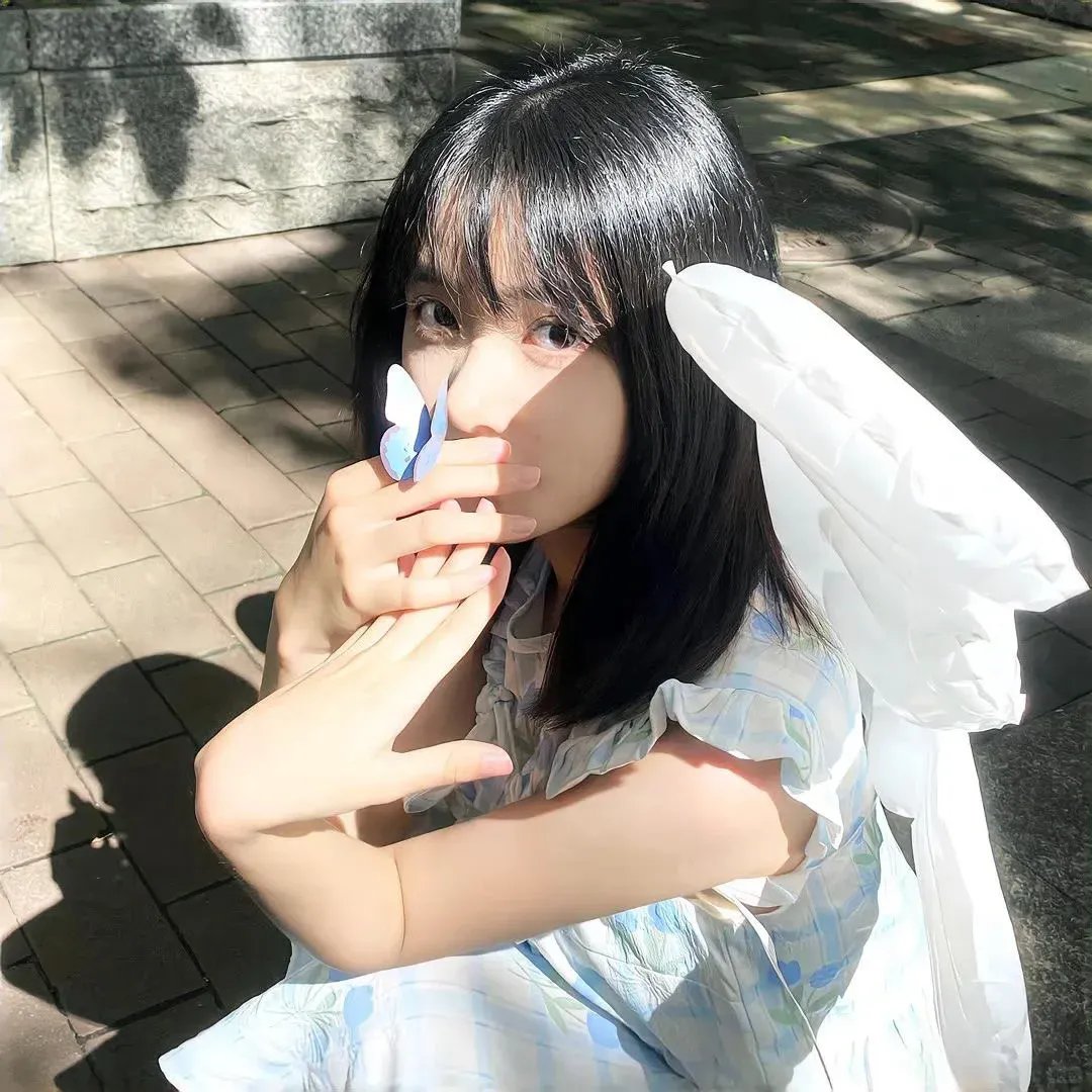 镜中的女孩